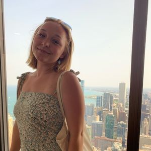 Meet your Posher, Olivia